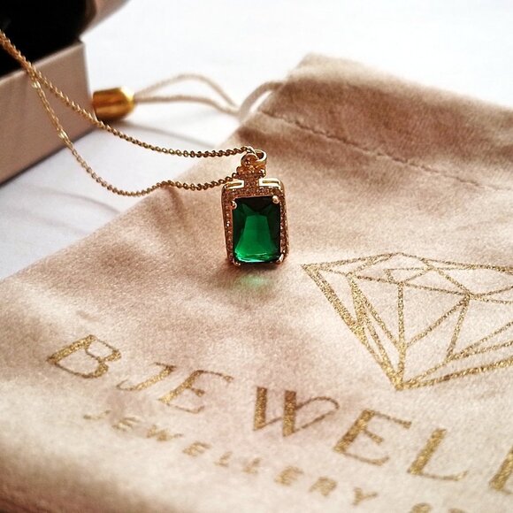 New 18K Gold Plated Dainty Gold Filled Satellite Necklace Chain Green Pendant - Picture 5 of 9